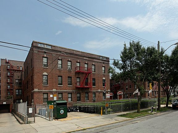 2nd image of 9161 193rd St APT 3B