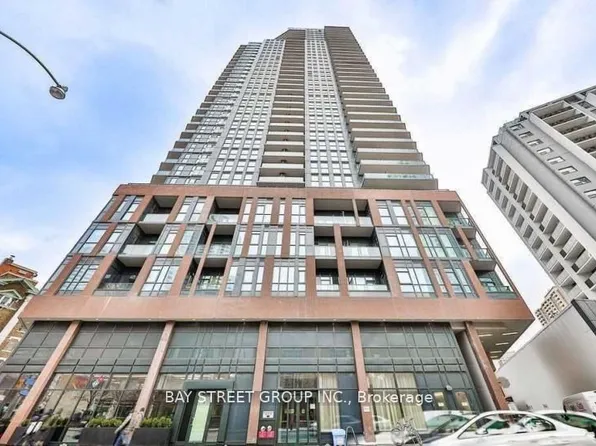 159 Wellesley St E, Toronto, ON