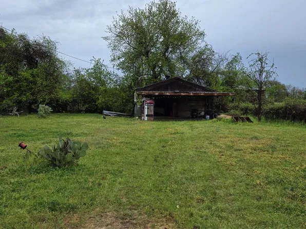 907 Howard St, Seagoville, TX 75159