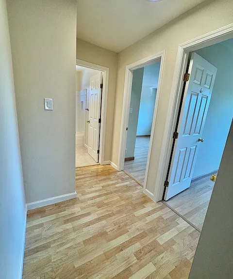 1270 Bouret Dr #4 — Photo 8