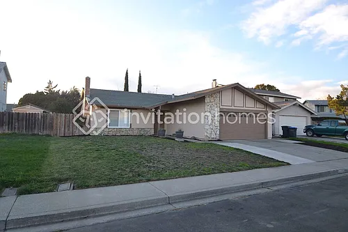 1104 Jeanne Ct Photo 1