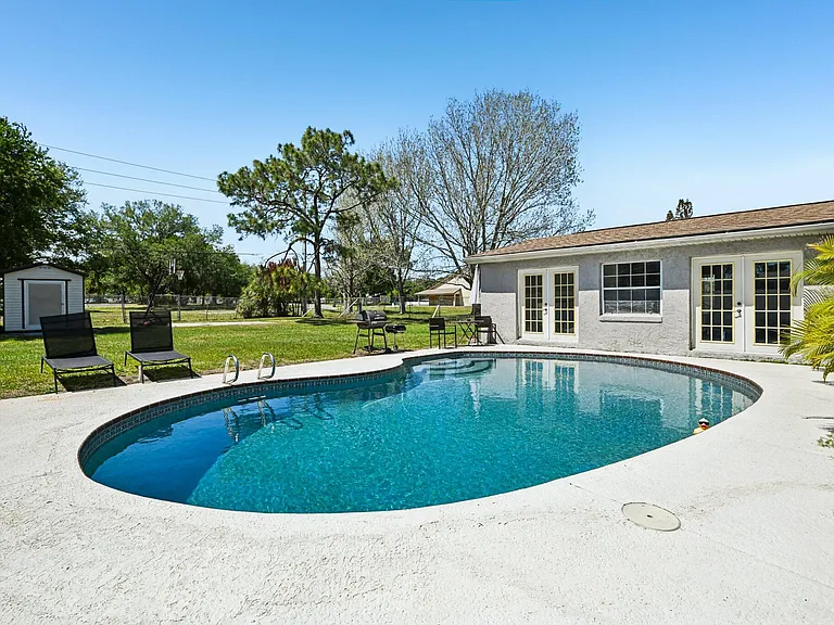 1795 Dogwood Dr — Photo 40