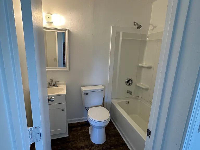 67 Hollencamp Ave — Photo 10