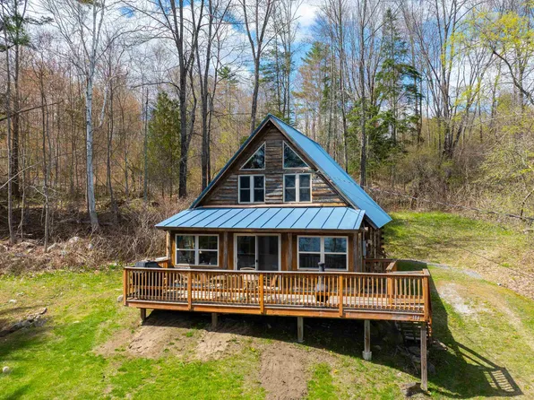 184 Ticklenaked Pond Road, Ryegate, VT 05081
