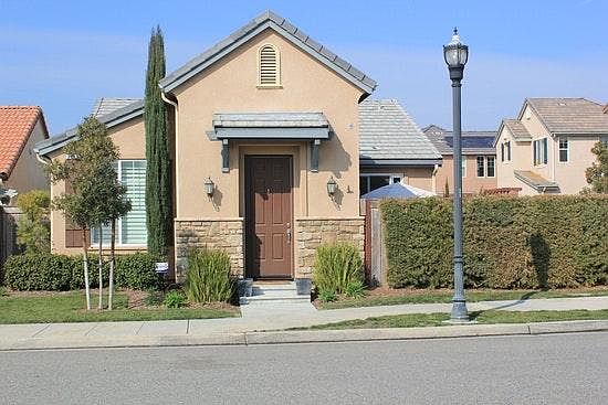 Street view of house