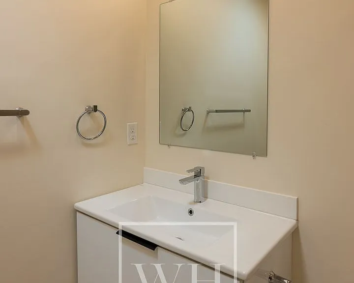 521 Ankeny St — Photo 18