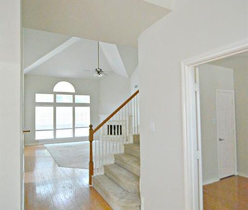 2nd image of 4136 Briarcreek Dr