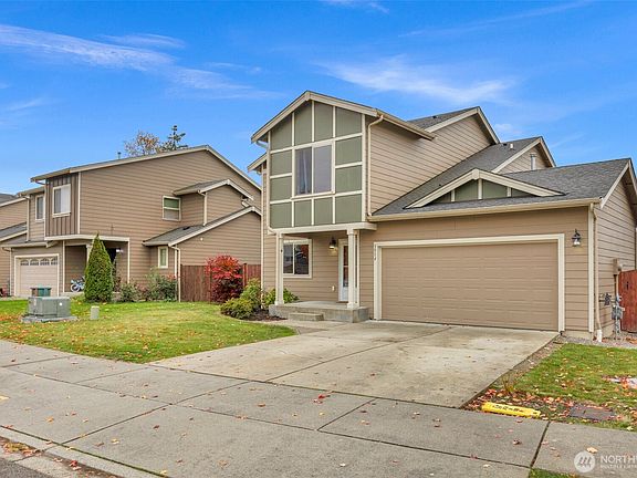 3rd image of 3914 82nd Avenue NE