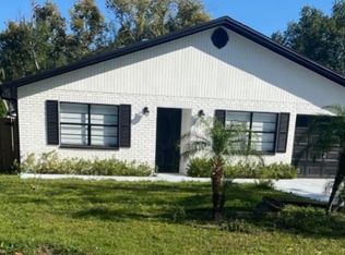 5008 Parade St, Tampa, FL 33617