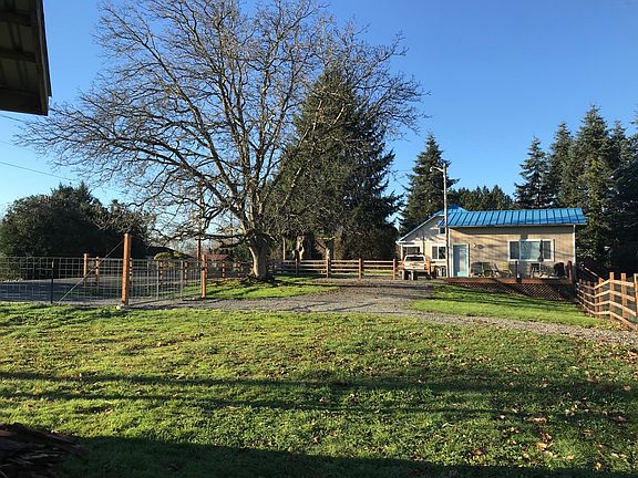 Fully Fenced Yard + Gated Entry (MIL faces away from the main house nextdoor)