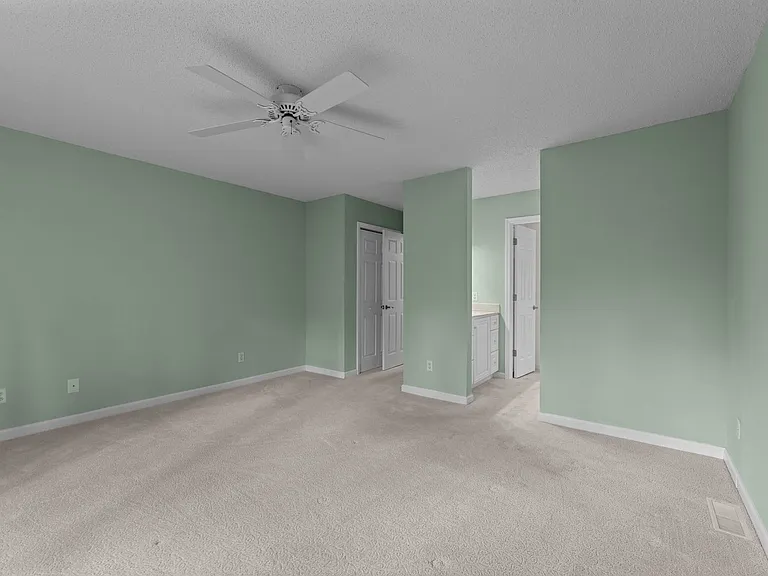 5403 Miramar Ct — Photo 10