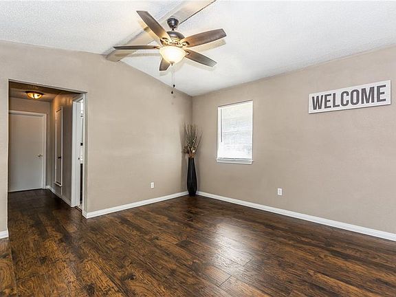 5th image of 1201 McKinney Ave