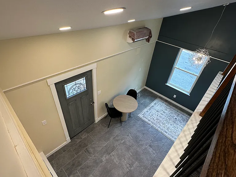 1 W Hollister St #3 — Photo 9