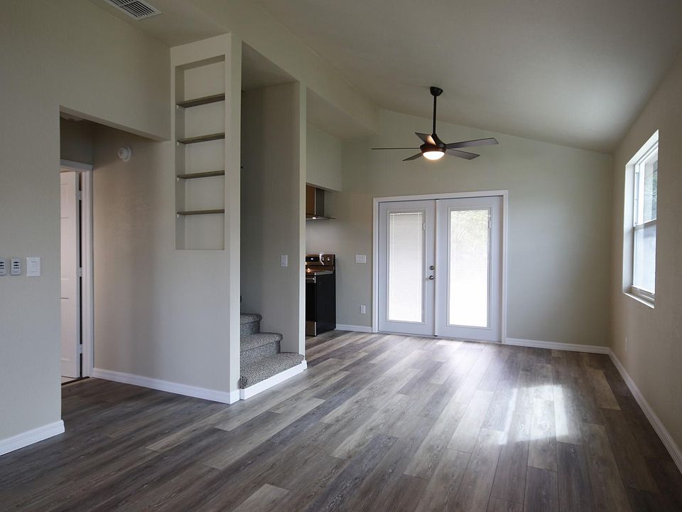 1st image of 5460 Avenue E