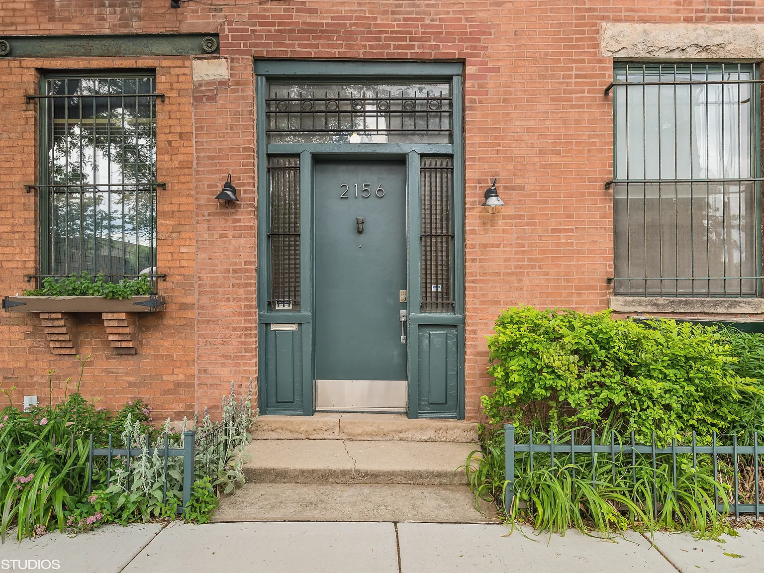 3 bed, 3.5 bath, 2983 sqft, $5,500 — Photo 3