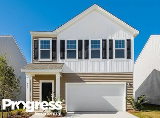 815 Hydra Ln, Moncks Corner, SC 29461