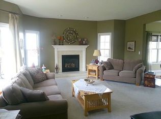 394 Meadow Dr, Buffalo, NY