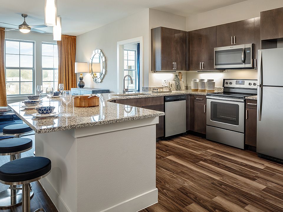 Burl Ray Model Kitchen with Signature Finish Package