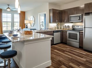 751 N Main St, Mansfield, TX 76063