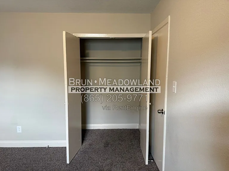5540 N Broadway St #8 — Photo 15