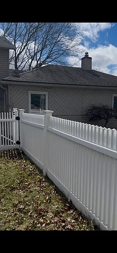 10401 Degrand Dr Photo 1