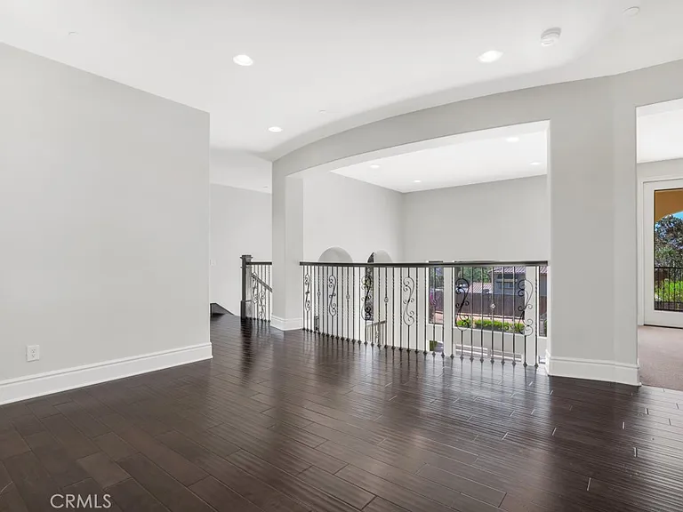 9611 Baden Ave — Photo 40