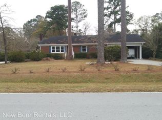801 Highland Ave, Trent Woods, NC 28562