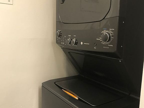 5th image of 106 E Tiffany Dr APT 2