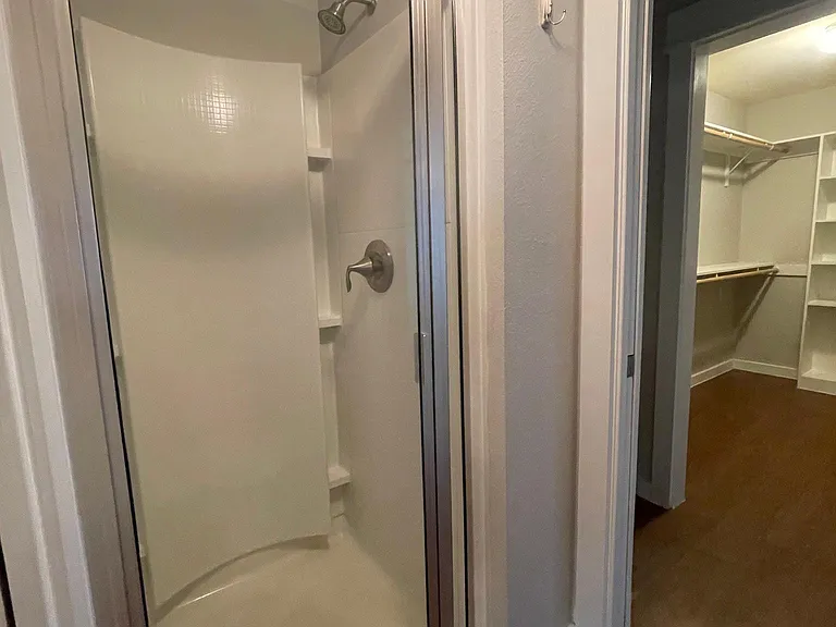 706 W North Loop Blvd #A — Photo 11