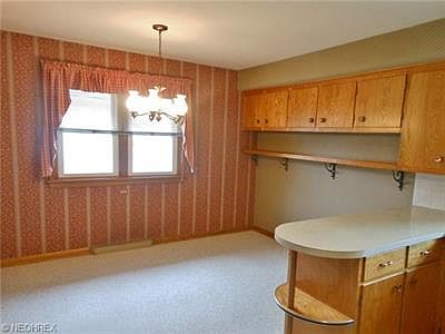 5th image of 3118 Washington Ave