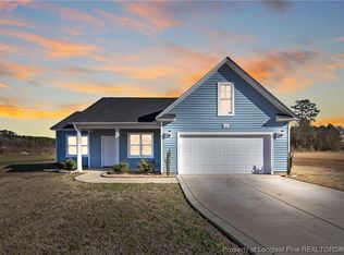 133 Brightleaf Dr, Parkton, NC 28371