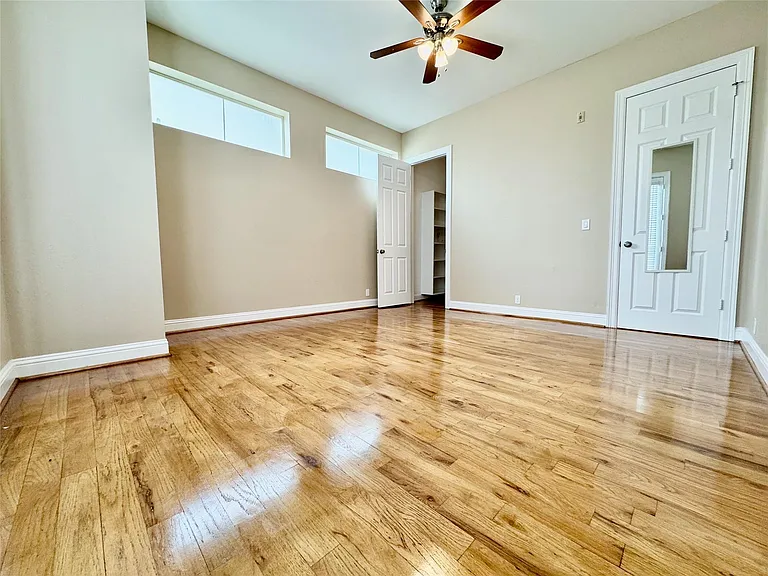 314 W Bell St #201 — Photo 24