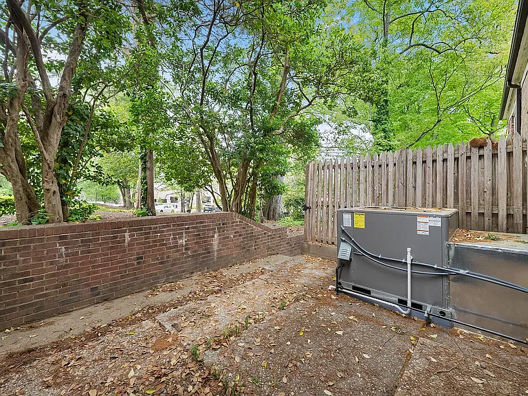 3749 Yorktown Pl — Photo 18
