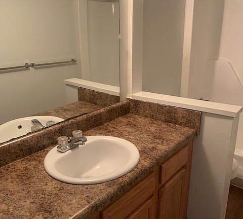 4th image of 6 Dorsey Rd APT H