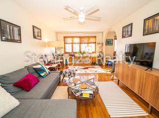 3073 49th St FLOOR 3, Astoria, NY 11103