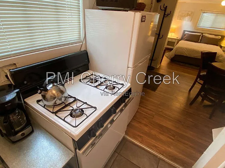 1726 N Franklin St #B — Photo 1