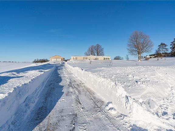 5th image of 927 Cronk Rd