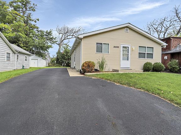 3rd image of 24560 W Stub Ave