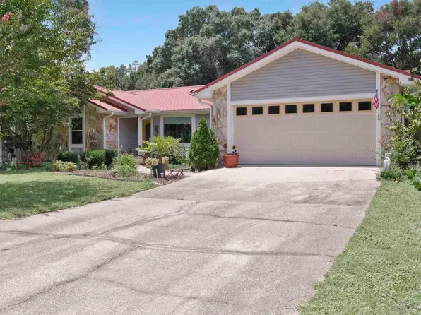 5820 Laurelwood Dr, Crestview, FL 32539