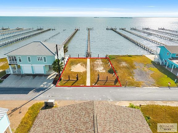 2nd image of 529/528 N Shore Dr