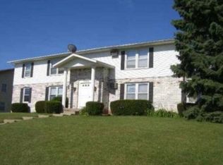 5906 Spartan Dr, Mc Farland, WI 53558