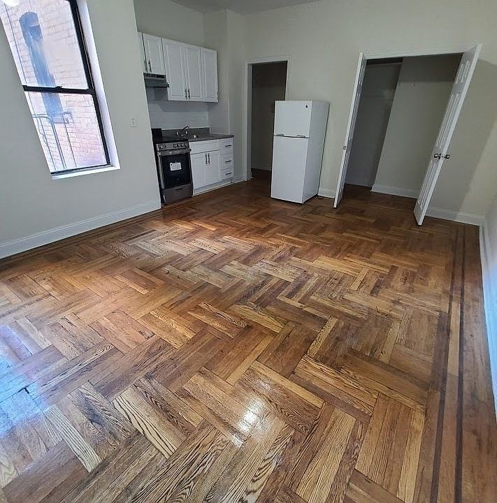 1st image of 87-40 Elmhurst Ave #29