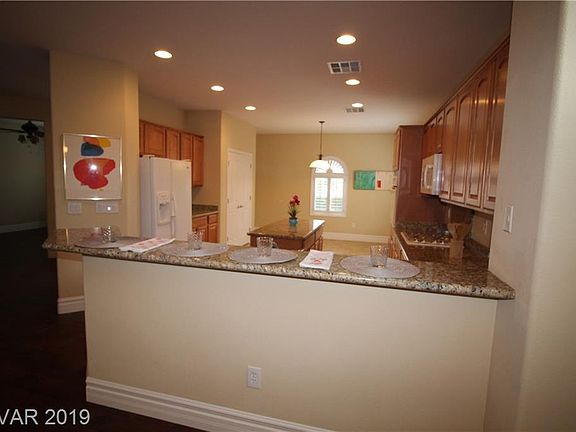 5th image of 2062 Sugar Hill St