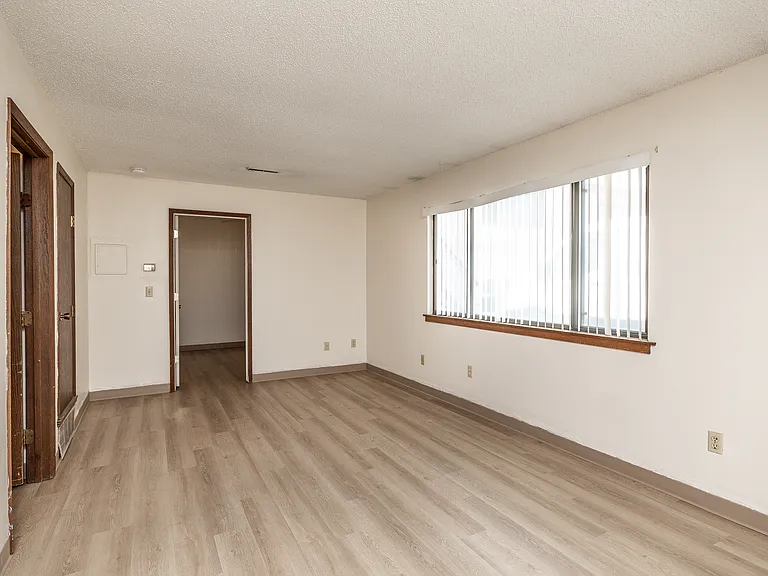 2644 Hunt St #13 — Photo 2