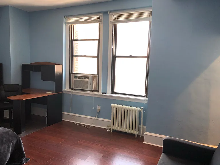 250 S 13th St #12F — Photo 2