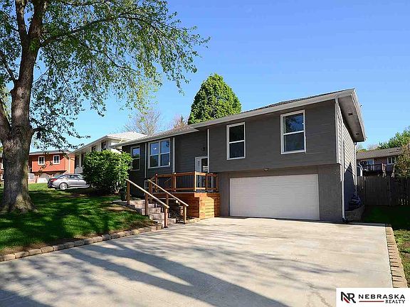 3rd image of 15218 Douglas Cir