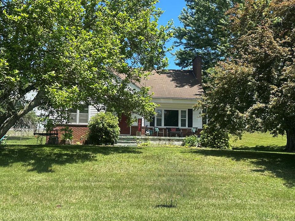 1st image of 713 Powerhouse Rd