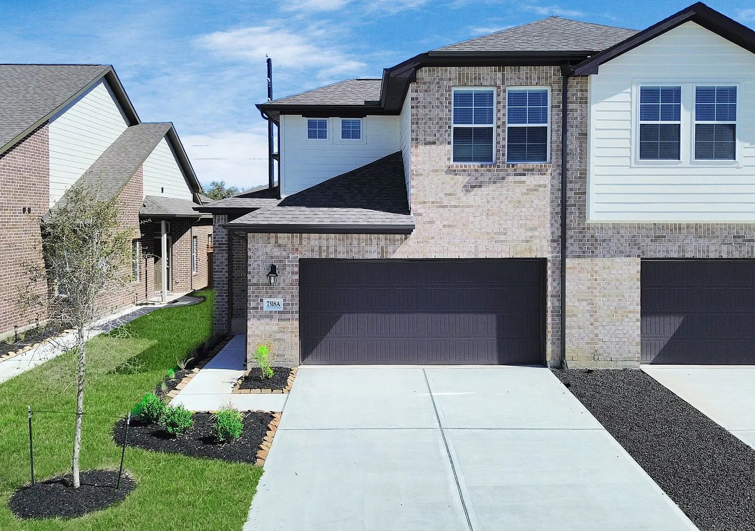 Welcome to the Maple Refined Living, Reimagined. — Photo 3