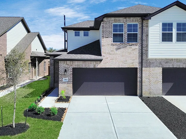 21019 Bay Village Dr #A — Photo 3