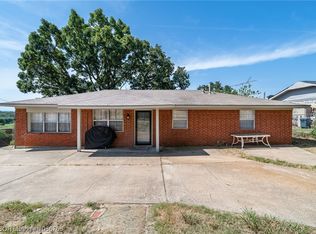 8817 Sebastian Ct, Hackett, AR 72937